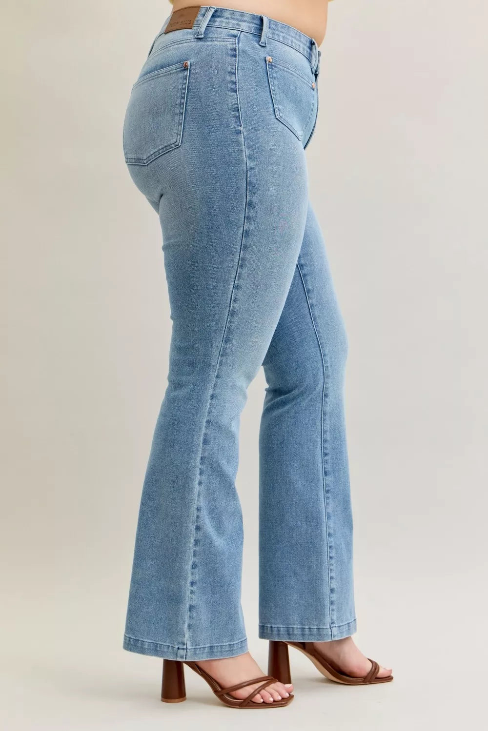 Light blue Judy Blue high-waist bootcut jeans with contrast wash