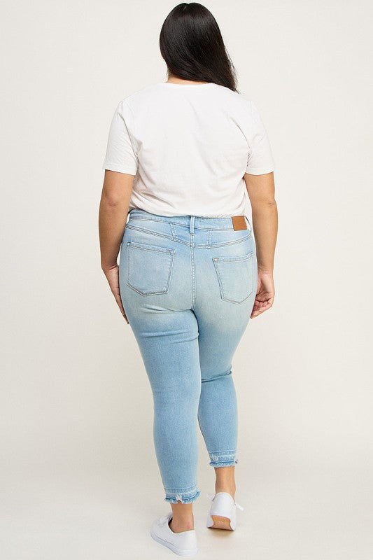 Artemis Vintage Plus High Rise Crop Skinny Jeans | Jeans Daverri Fashions