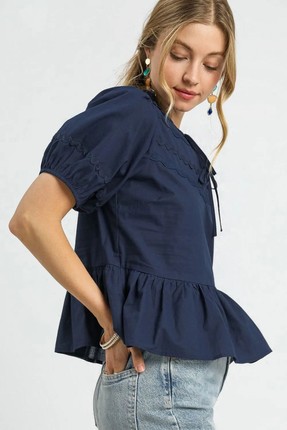 Umgee Tie Front Puff Sleeve Blouse | Daverri Fashions