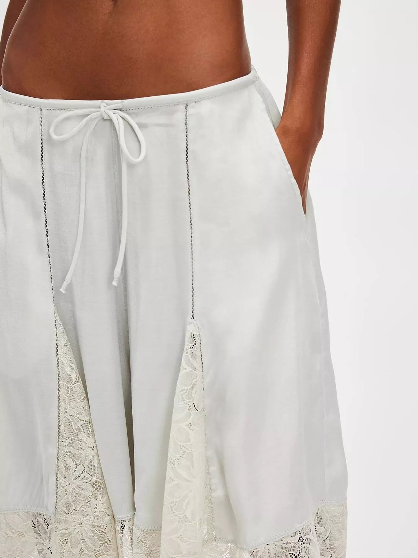 White Lace Detail Shorts | Shorts Daverri Fashions