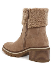 Woolly Faux Fur & Embroidery Detail Boots | Boots Daverri Fashions