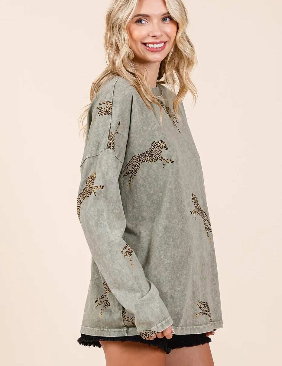 Mittoshop Mineral Wash Cheetah Print Long Sleeve Top | Tops Daverri Fashions