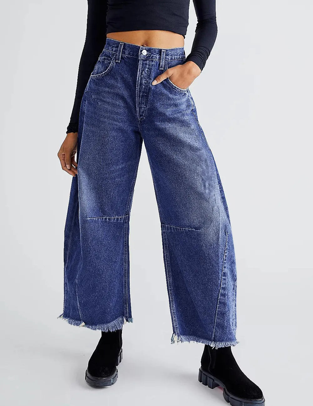 Medium Raw Hem Wide Leg Jeans with Pockets | Jeans Daverri Fashions