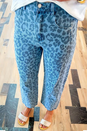 Medium Leopard Print High-Waisted Relaxed Fit Jeans | Jeans Daverri Fashions