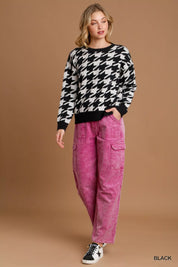 Umgee Houndstooth Round Neck Sweater | Daverri Fashions