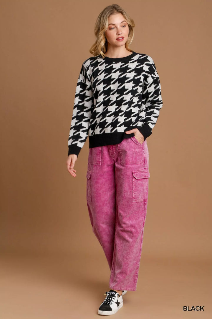 Umgee Houndstooth Round Neck Sweater | Daverri Fashions