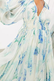 Floral print bohemian maxi dress with balloon sleeves in white