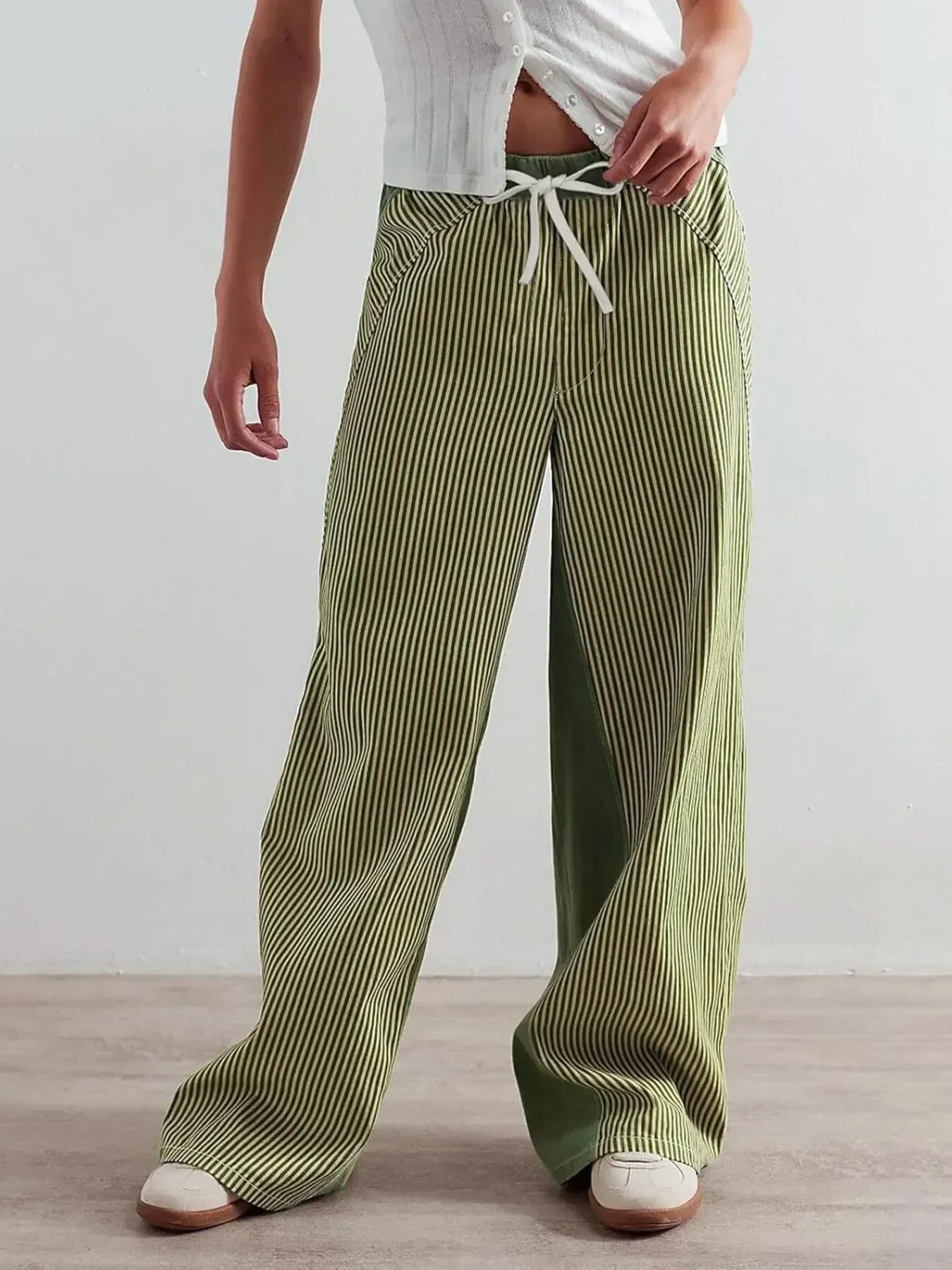 Striped Wide Leg Jeans - DAVERRI FASHIONS