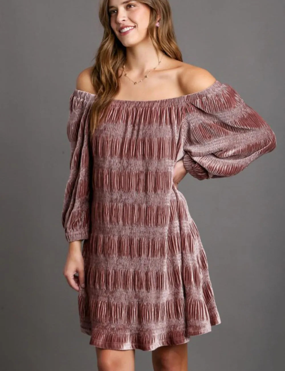 Dusty Pink Umgee Off-Shoulder Balloon Sleeve Velvet Mini Dress | Daverri Fashions