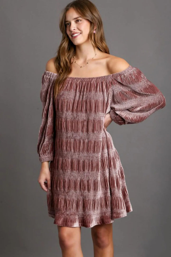 Umgee Off-Shoulder Balloon Sleeve Velvet Mini Dress Dusty Pink