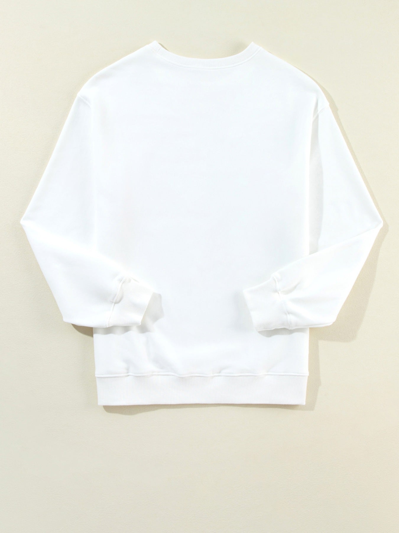 White American flag long-sleeved crewneck sweatshirt with ribbed cuffs