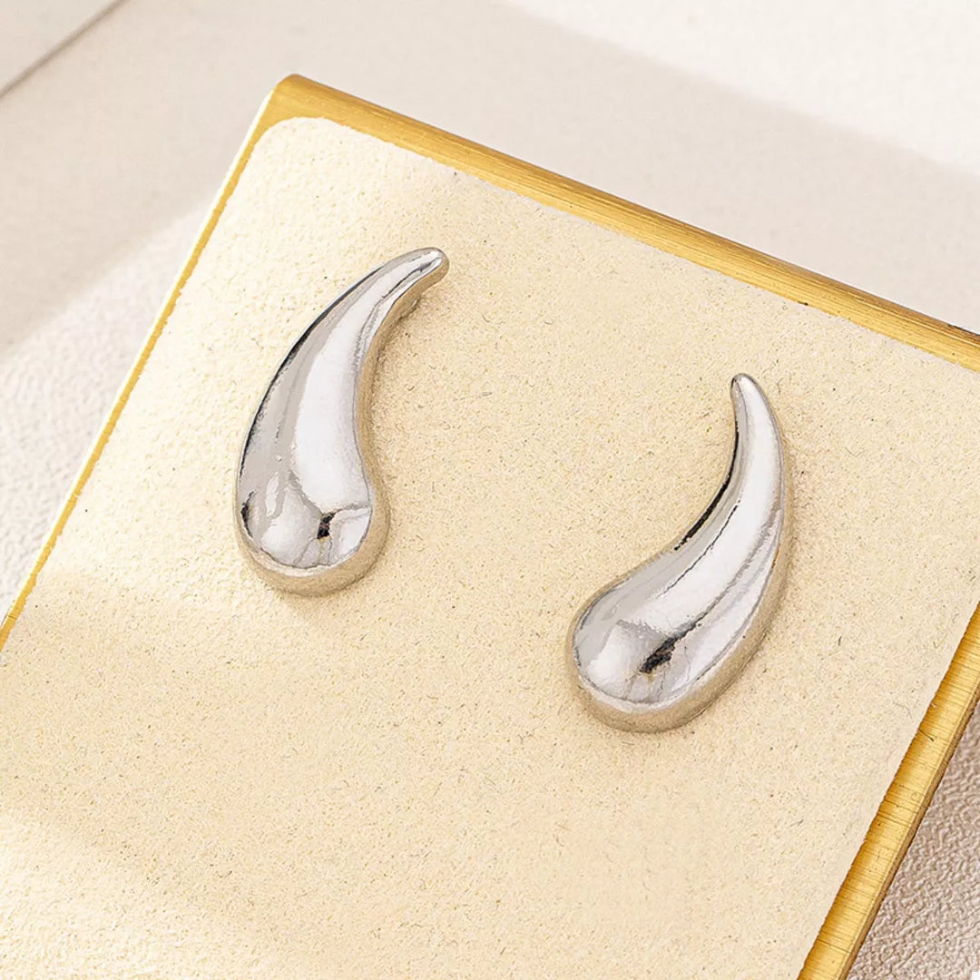 Silver One Size Curved Teardrop Stud Earrings | Earrings Daverri Fashions