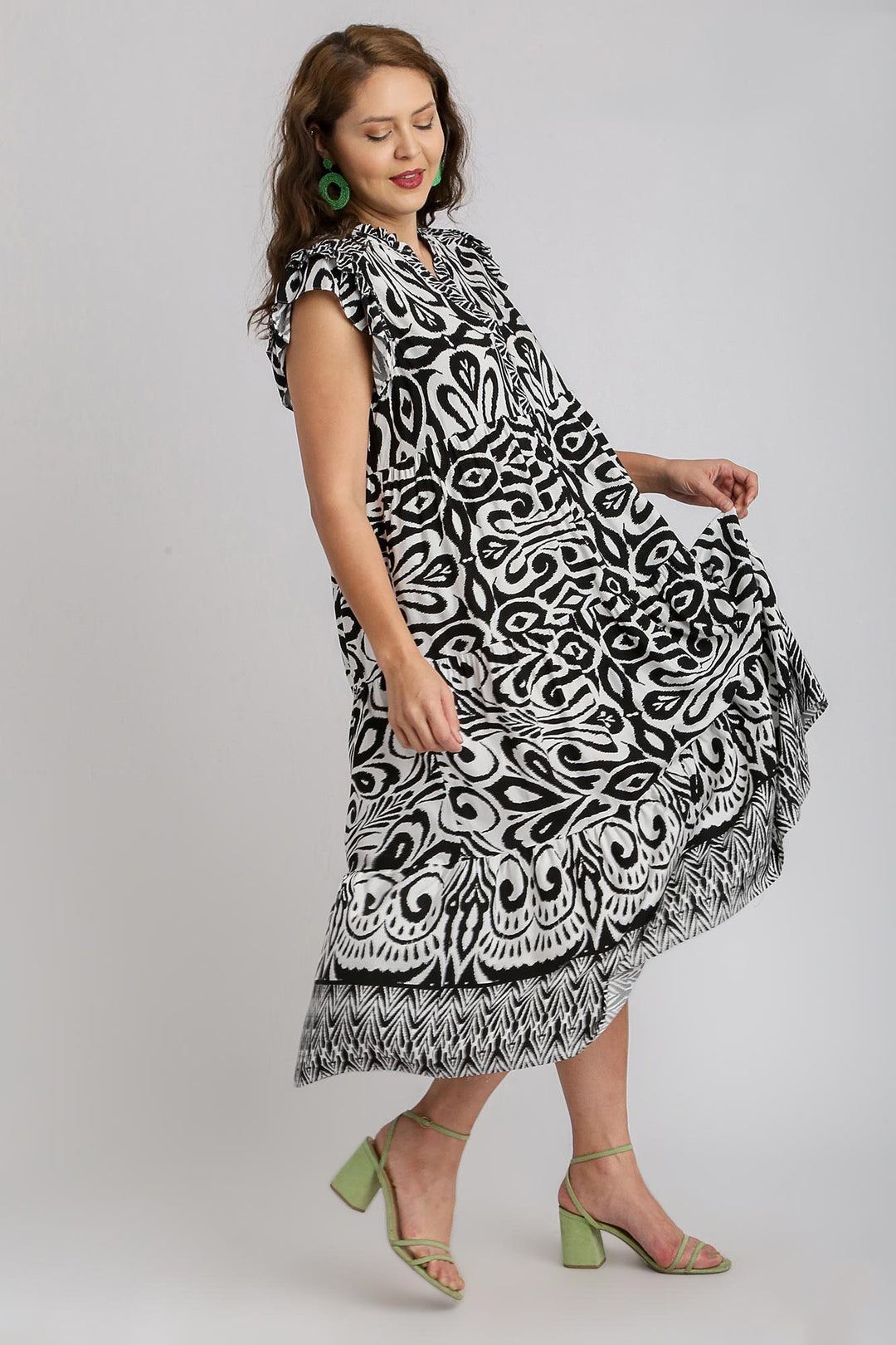 Umgee Two Tone Border Print Ruffle Cap Sleeve Midi Dress Mid Dresses