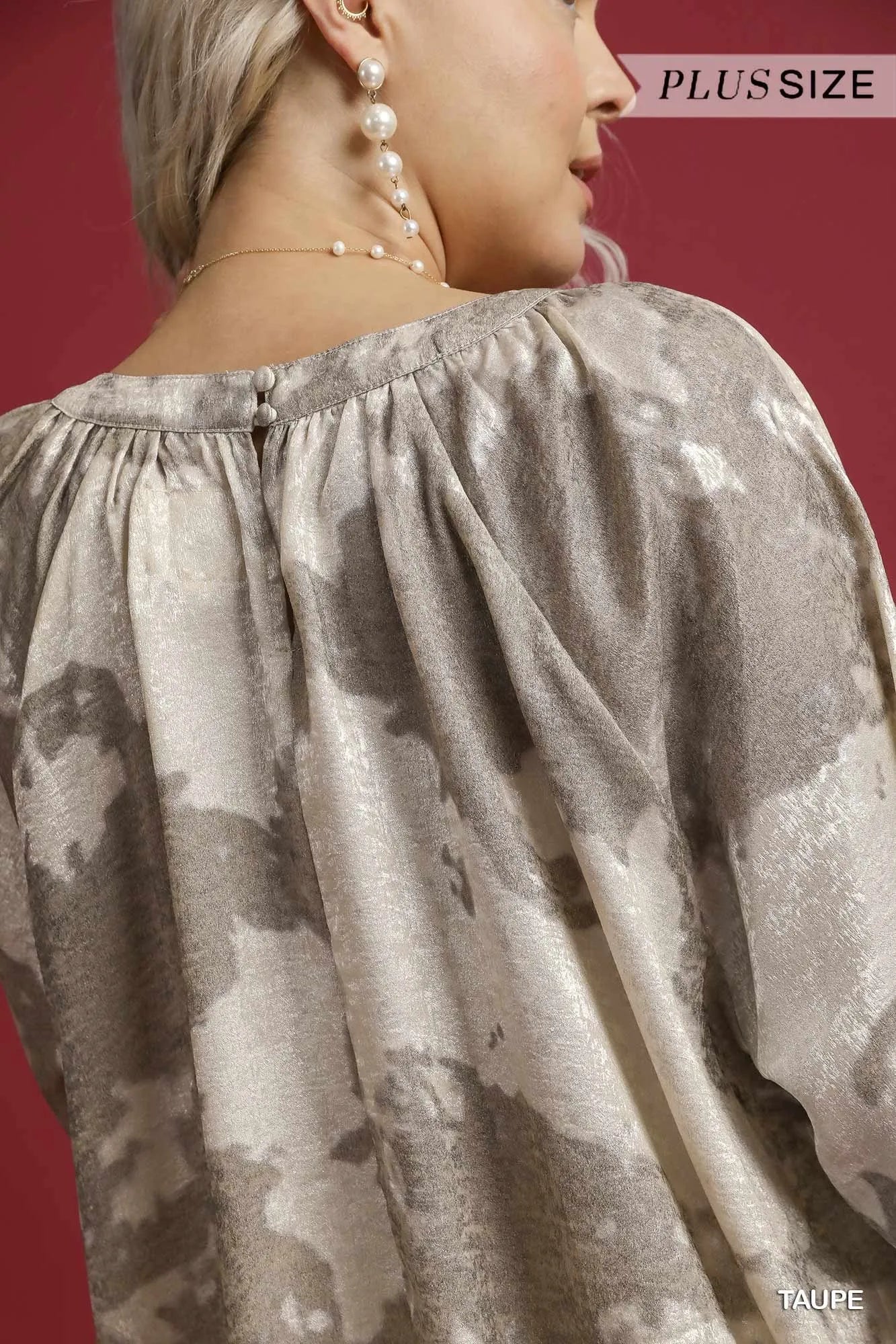 Umgee Full Size Metallic Fabric Blouse with Balloon Sleeves Plus Size | Blouses Daverri Fashions