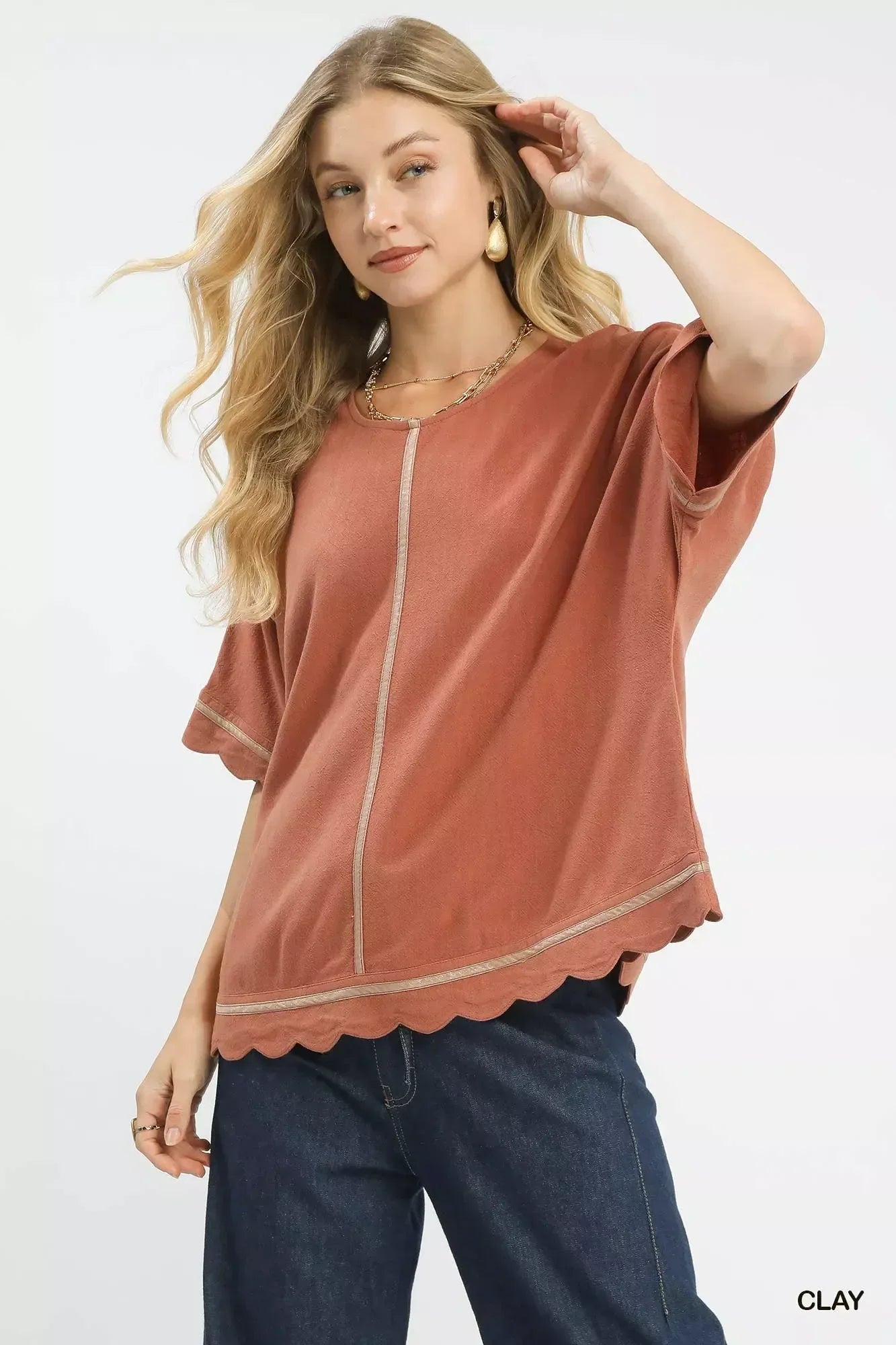 Umgee Linen Blend Scallop Trim Top - DAVERRI FASHIONS