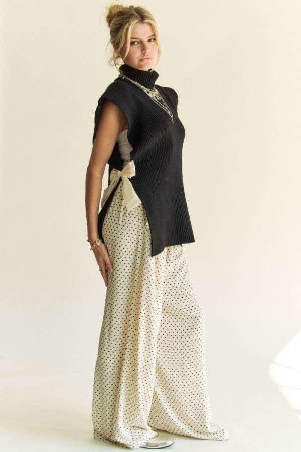 Davi & Dani Side Split Turtleneck Sleeveless Knit Sweater - DAVERRI FASHIONS