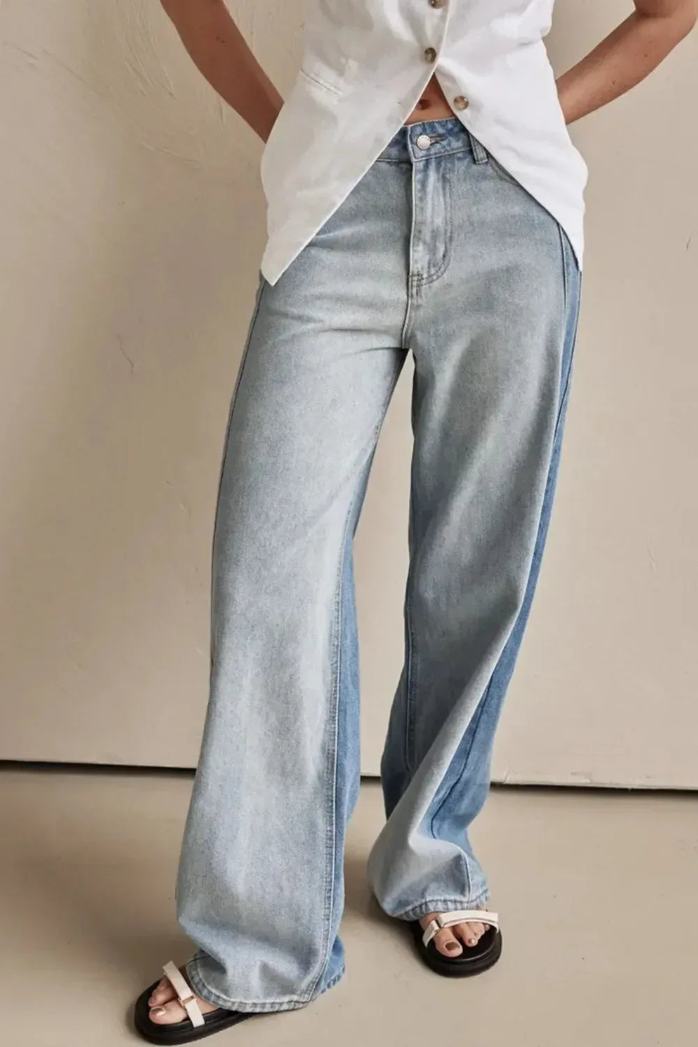 Contrast Straight Leg Jeans with Pockets - DAVERRI FASHIONS
