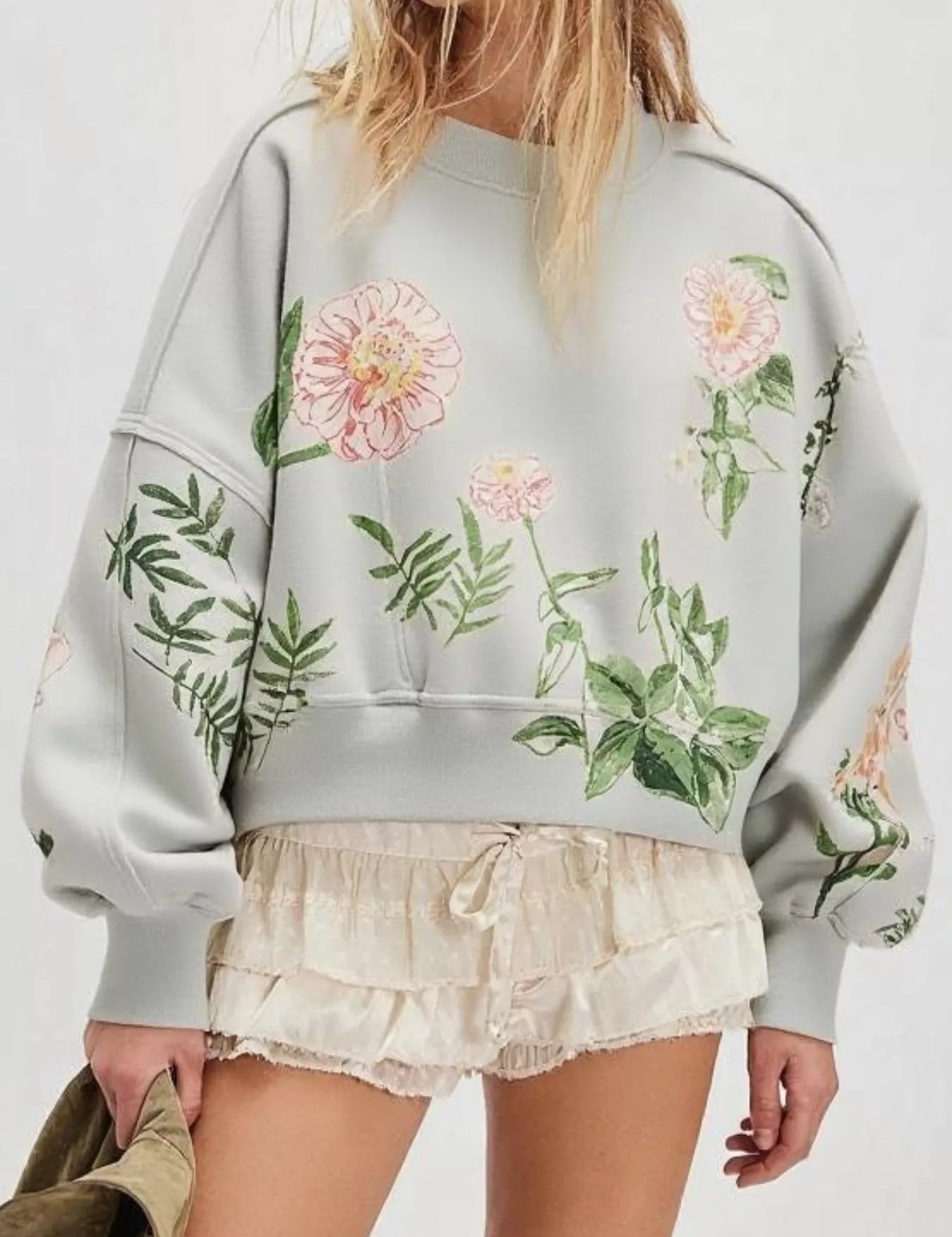 Floral Printed Round Neck Dropped Shoulder Sweatshirt | Sweatshirts Daverri Fashions