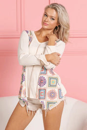BiBi Granny Square Print Contrast Annie Rib V Neck Top | Tops Daverri Fashions