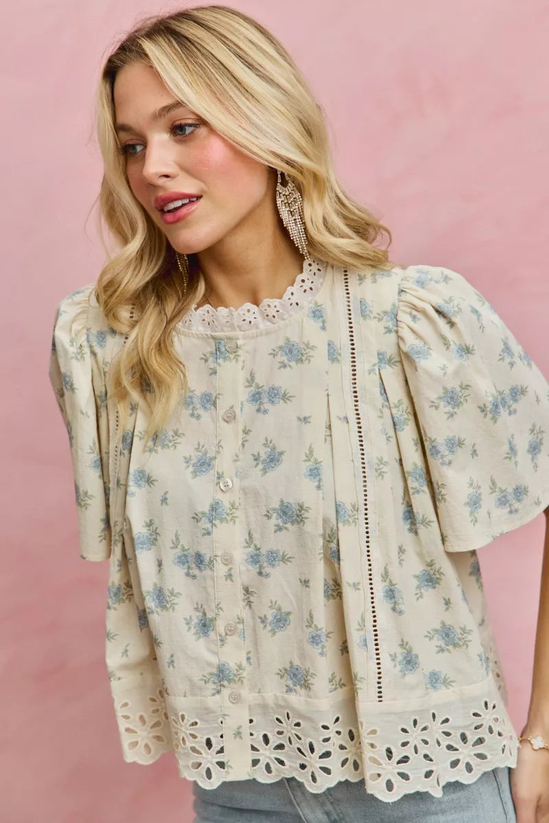 SO ME floral print lace trim flutter sleeves cream blouse