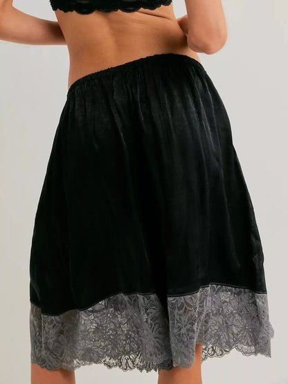 Lace Detail Shorts - DAVERRI FASHIONS