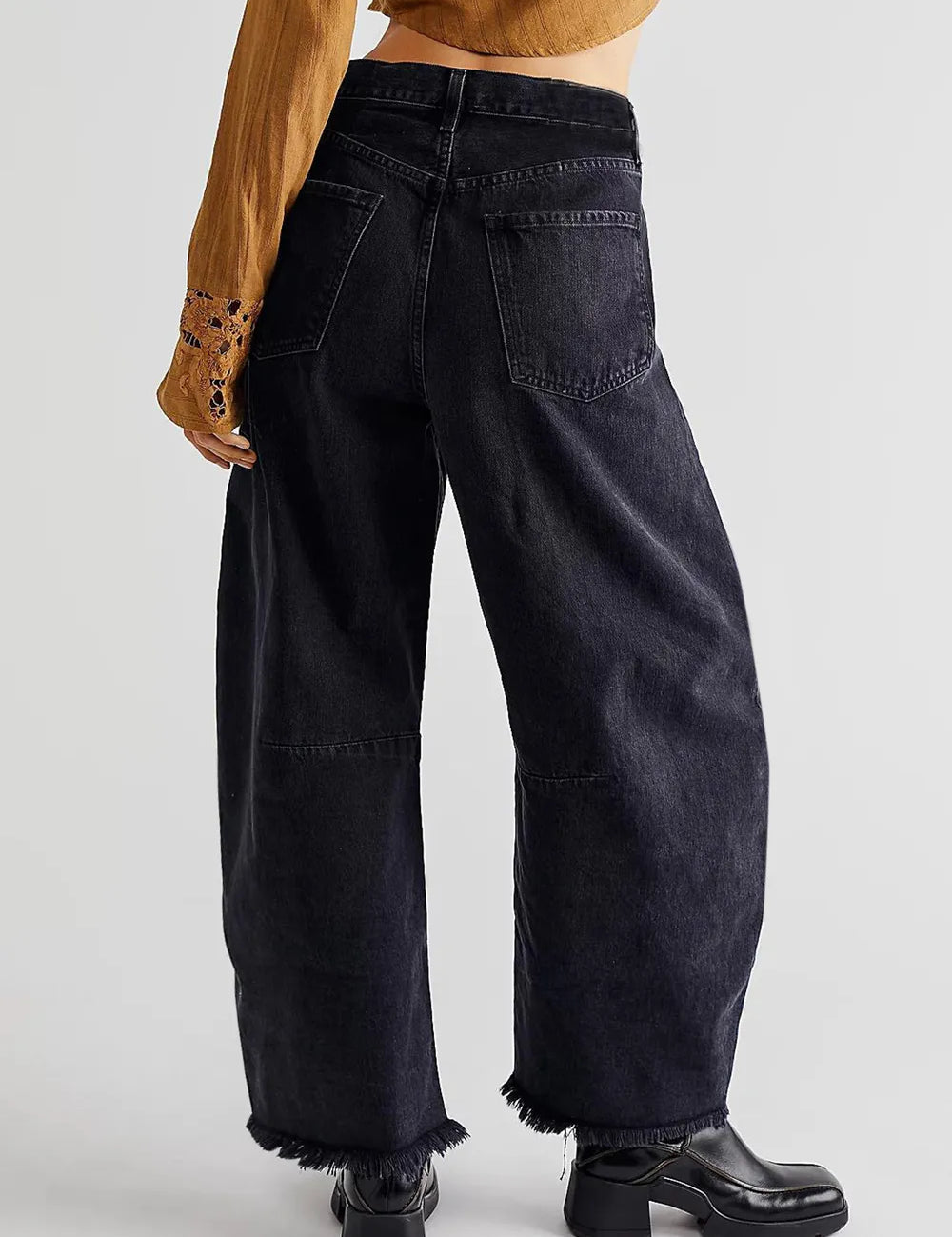 Black Raw Hem Wide Leg Jeans with Pockets | Jeans Daverri Fashions