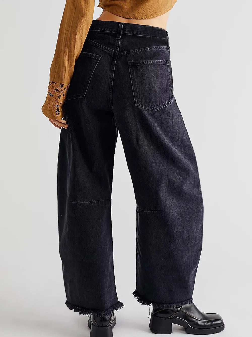 Black Raw Hem Wide Leg Jeans with Pockets | Jeans Daverri Fashions