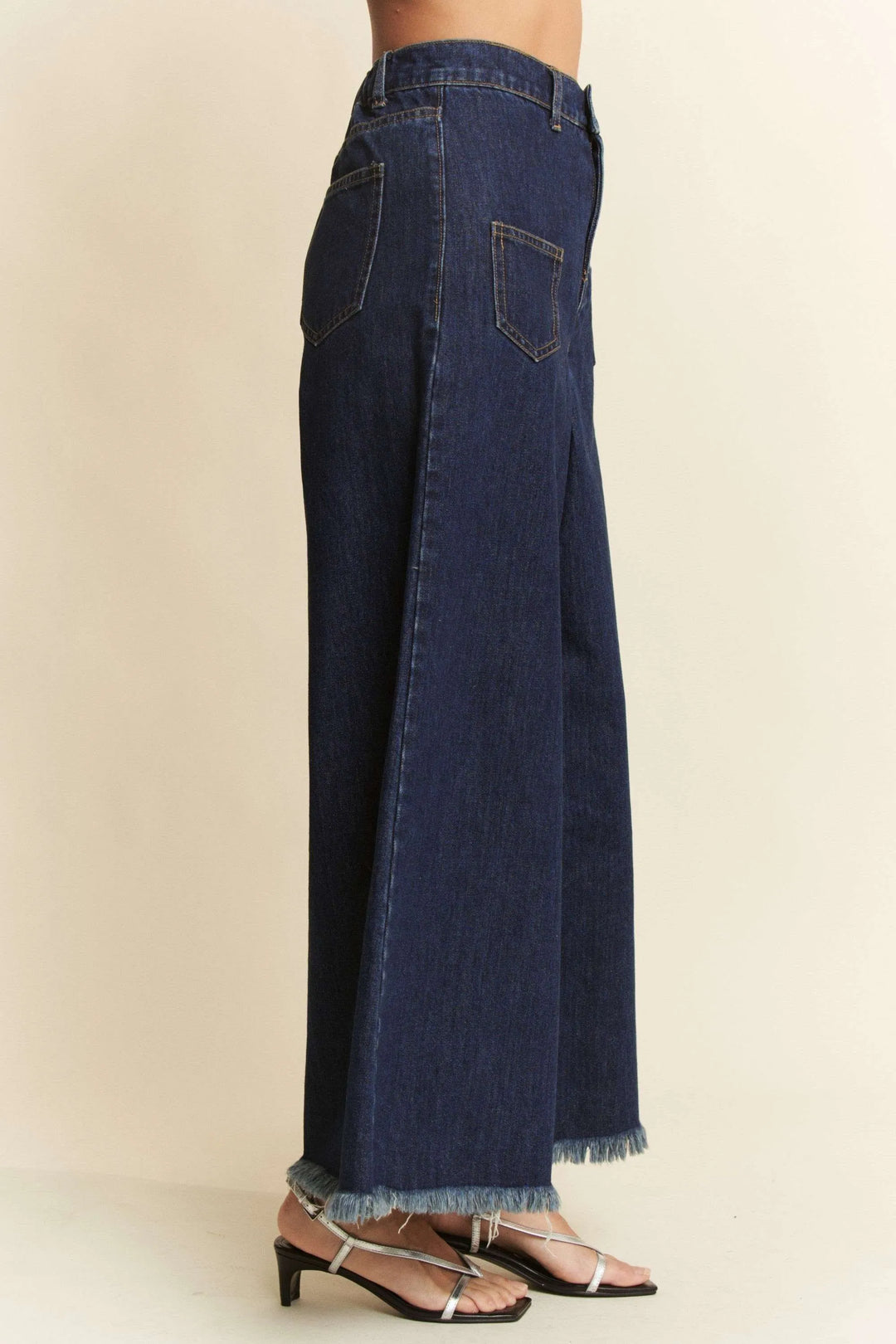 Davi & Dani Patch Pocket Wide Leg Culotte Jeans | Jeans Daverri Fashions