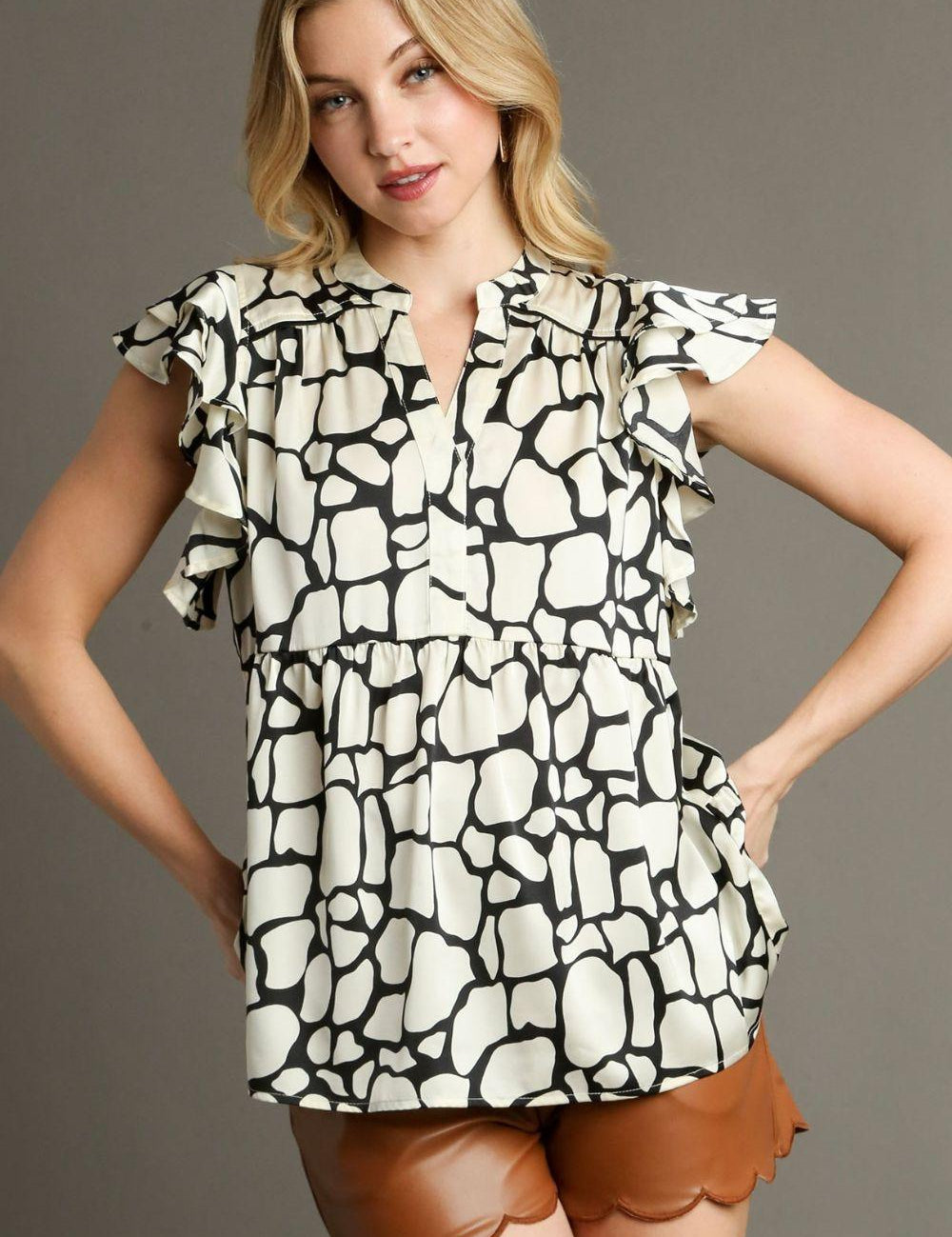 Black Umgee Full Size Two Tone Animal Print Notched Ruffle Cap Sleeve Blouse Plus Size | Blouses Daverri Fashions
