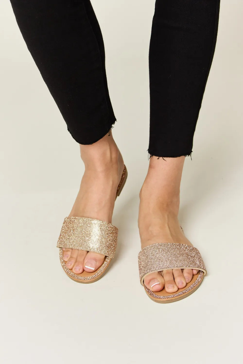 WILD DIVA Rhinestone Open Toe Flat Sandals Sandals
