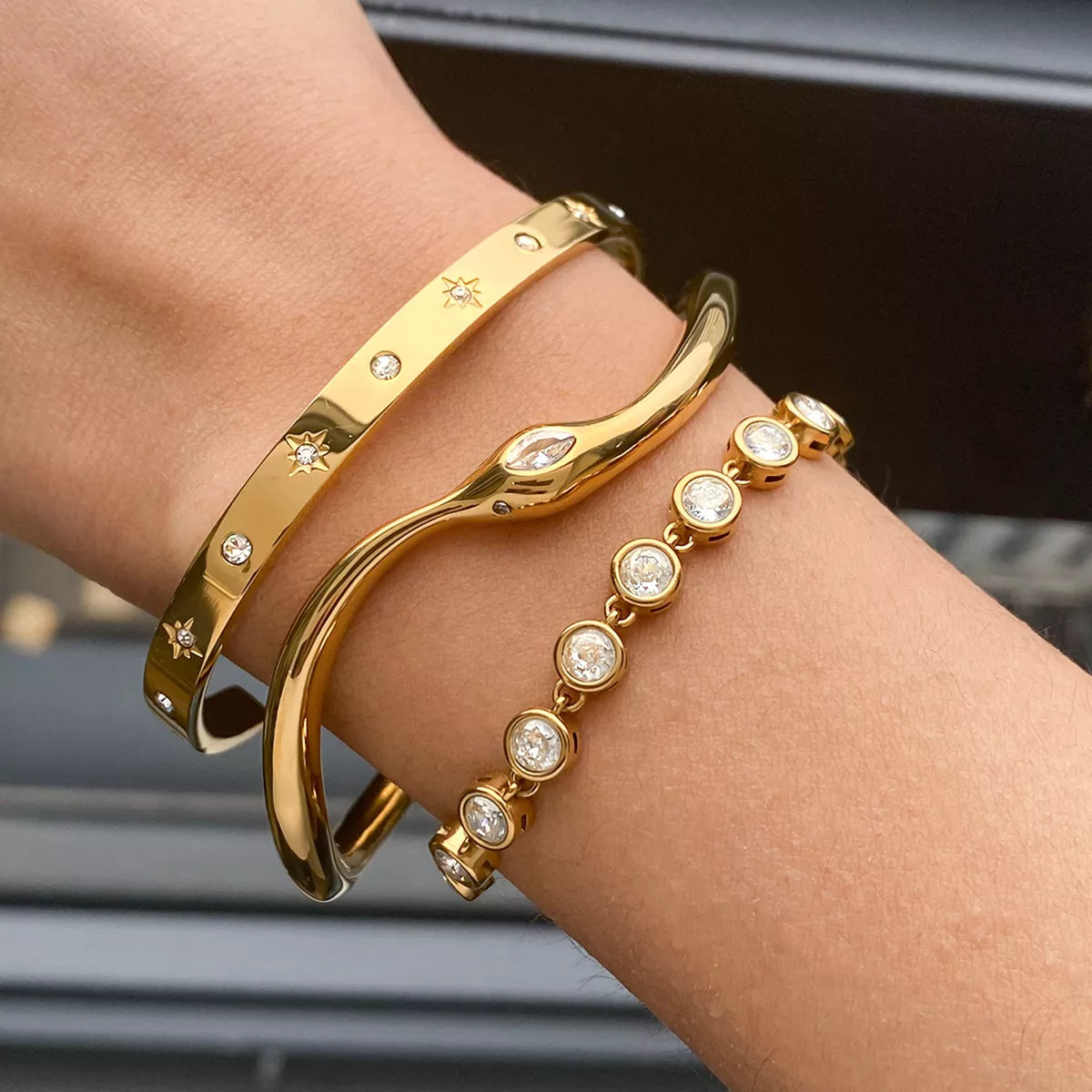 18K Gold-Plated Wave Bracelet | Bracelets Daverri Fashions