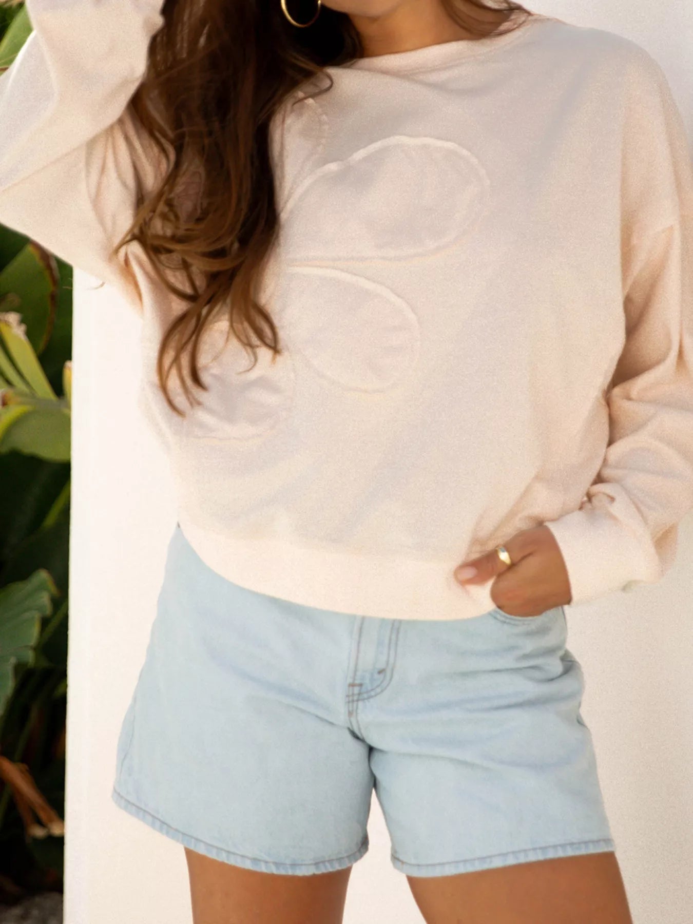 Beige Flower Patch Drop Shoulder Sweatshirt | Tops Daverri Fashions