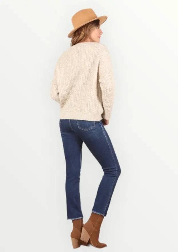 Women's Oversized Cable Knit Sweater - Cozy and Stylish Sweaters