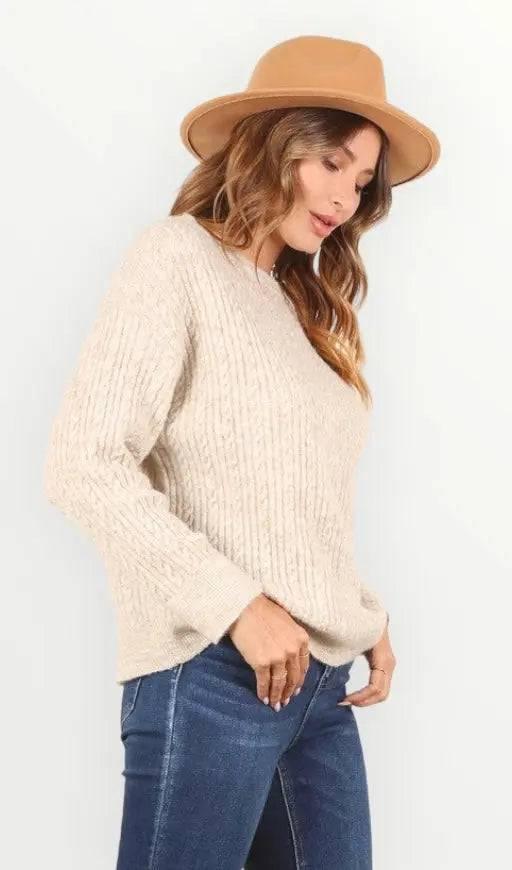 Women's Oversized Cable Knit Sweater - Cozy and Stylish Sweaters