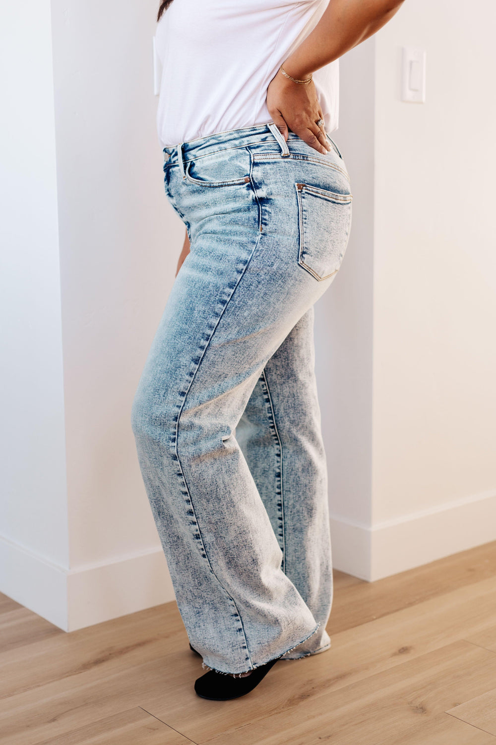 Plus High Waist Mineral Wash Wide Leg Judy Blue Jeans Jeans