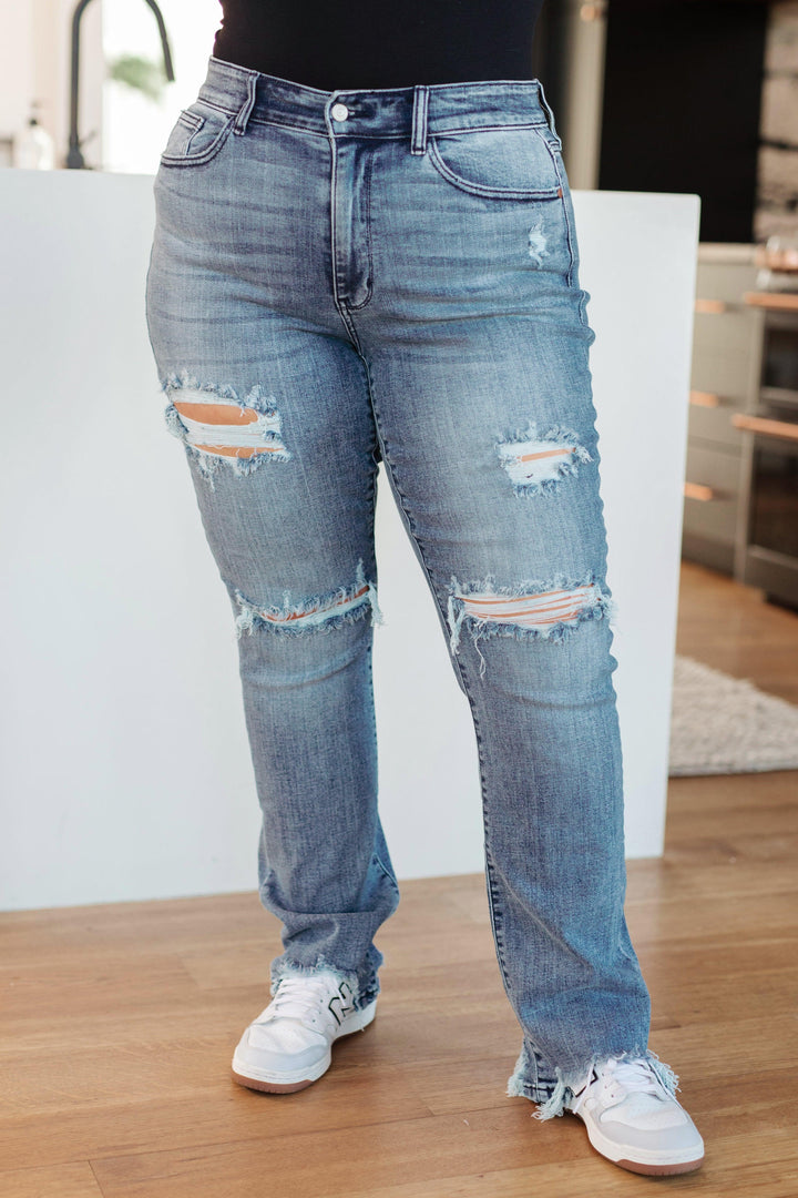 Judy Blue Destroyed Straight Jeans 24W Jeans